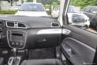 2016款骏派D60 1.8L自动舒适型