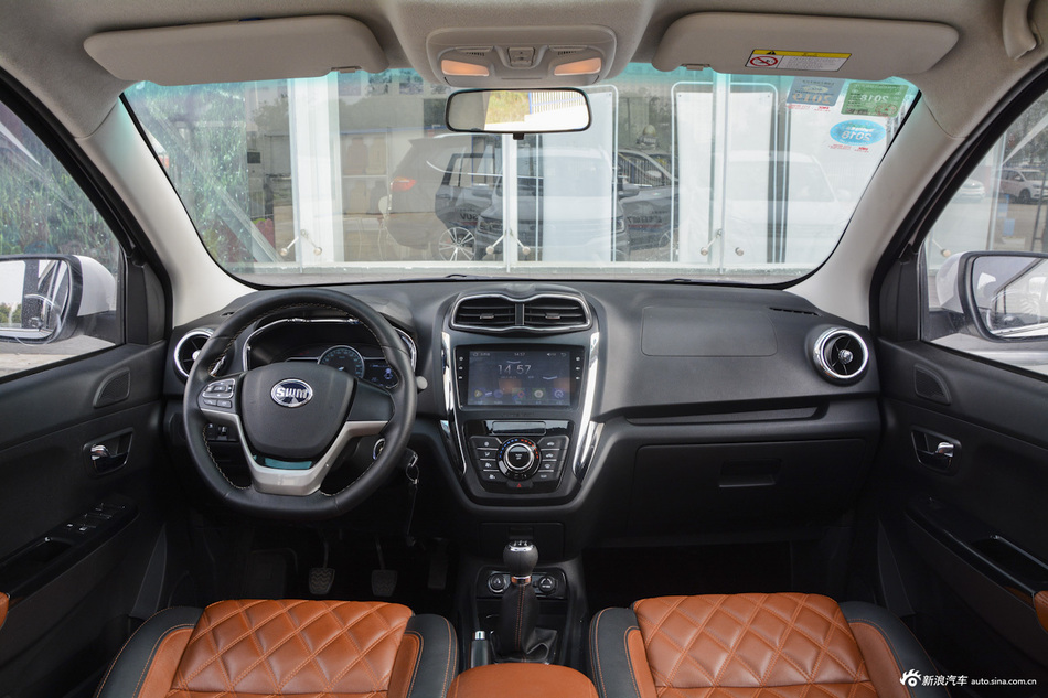 2017款斯威X3 1.5T手动时尚型