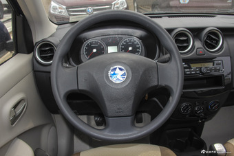 2014款启辰R30 1.2L手动尊享版