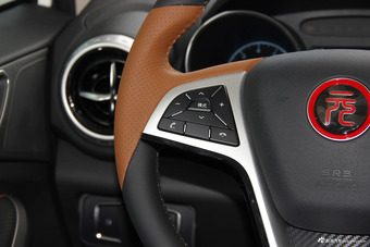 2016款比亚迪元1.5L手动豪华型