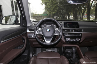2018款宝马X1 2.0T自动xDrive25Li豪华型
