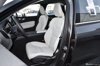 2018款沃尔沃XC60 2.0T自动T4智逸版