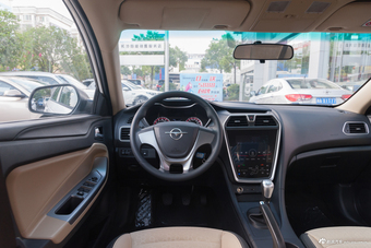  2018款福美来F5 1.6L手动经典版