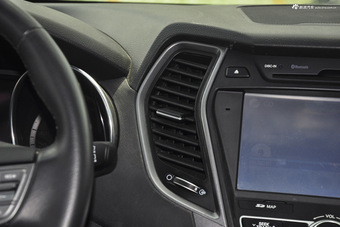 2015款全新胜达2.0T自动两驱智能型 5座