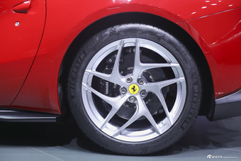 法拉利812 Superfast