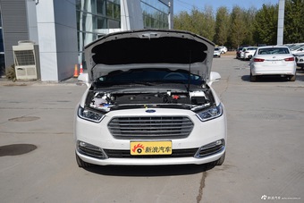 2017款福特金牛座 2.0T自动EcoBoost 245 旗舰型