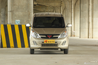 2016款五菱荣光V 1.5L手动标准型