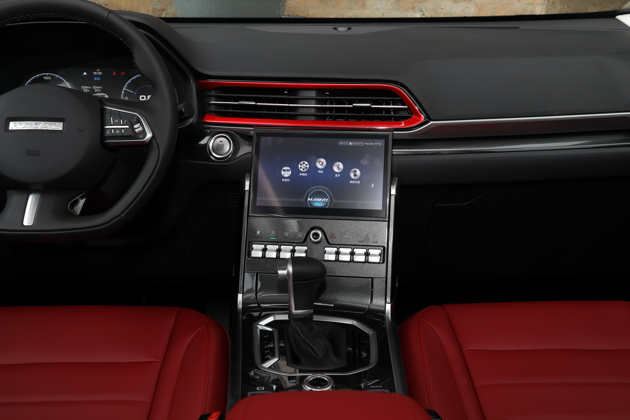 2018款哈弗F5 1.5T i潮版