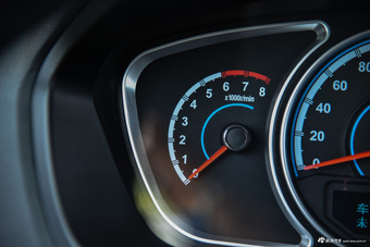 2015款海马S7 2.0L手动改款纵骋型