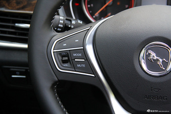 2016款汉腾X7 2.0T自动尊享型