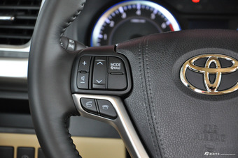 2017款汉兰达2.0T自动四驱豪华版7座