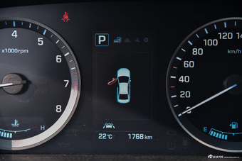 2015款索纳塔九 1.6T自动 DLX尊贵型