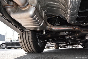 2018款奔驰E级改款2.0T自动 300L 运动豪华型