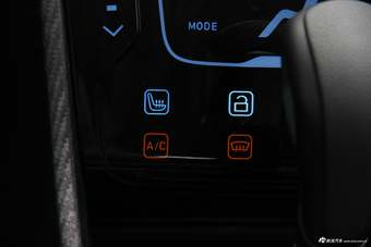 2016款驭胜S330 1.5T自动两驱旗舰版