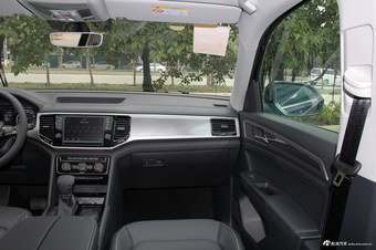 2017款途昂2.0T自动四驱豪华版380TSI