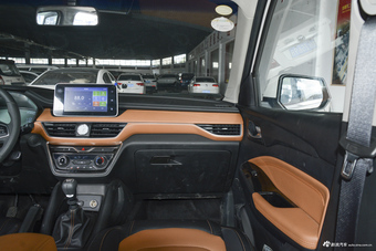 2018款五菱宏光S3 1.5T手动豪华型