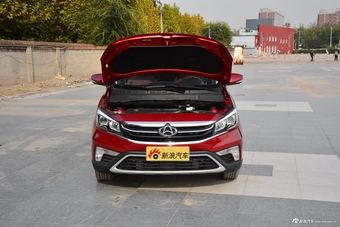 2017款长安欧尚A800 1.5T自动舒适型
