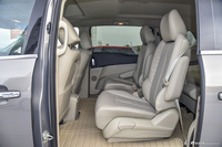 2017款GL8 2.5L自动尊贵型