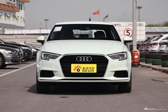 2018款奥迪A3 30周年型1.4T自动Sportback 35TFSI进取型