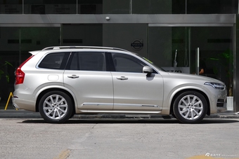 2018款沃尔沃XC90升级版 2.0T自动 T6智雅版