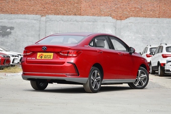 2018款北汽新能源EU系列 EU5 R500智尚版