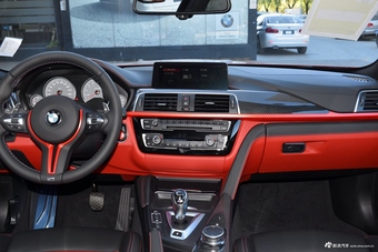 2018款宝马M4 3.0T 双离合双门轿跑车迷限量版