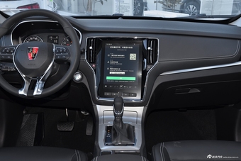 2018款荣威RX5 1.5T 20T自动两驱Ali智联网铂金版