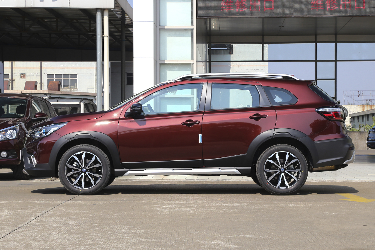 2018款启辰T70 2.0L自动睿享运动版