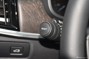 	2017款沃尔沃V90 Cross Country 2.0T自动T5 AWD智远版