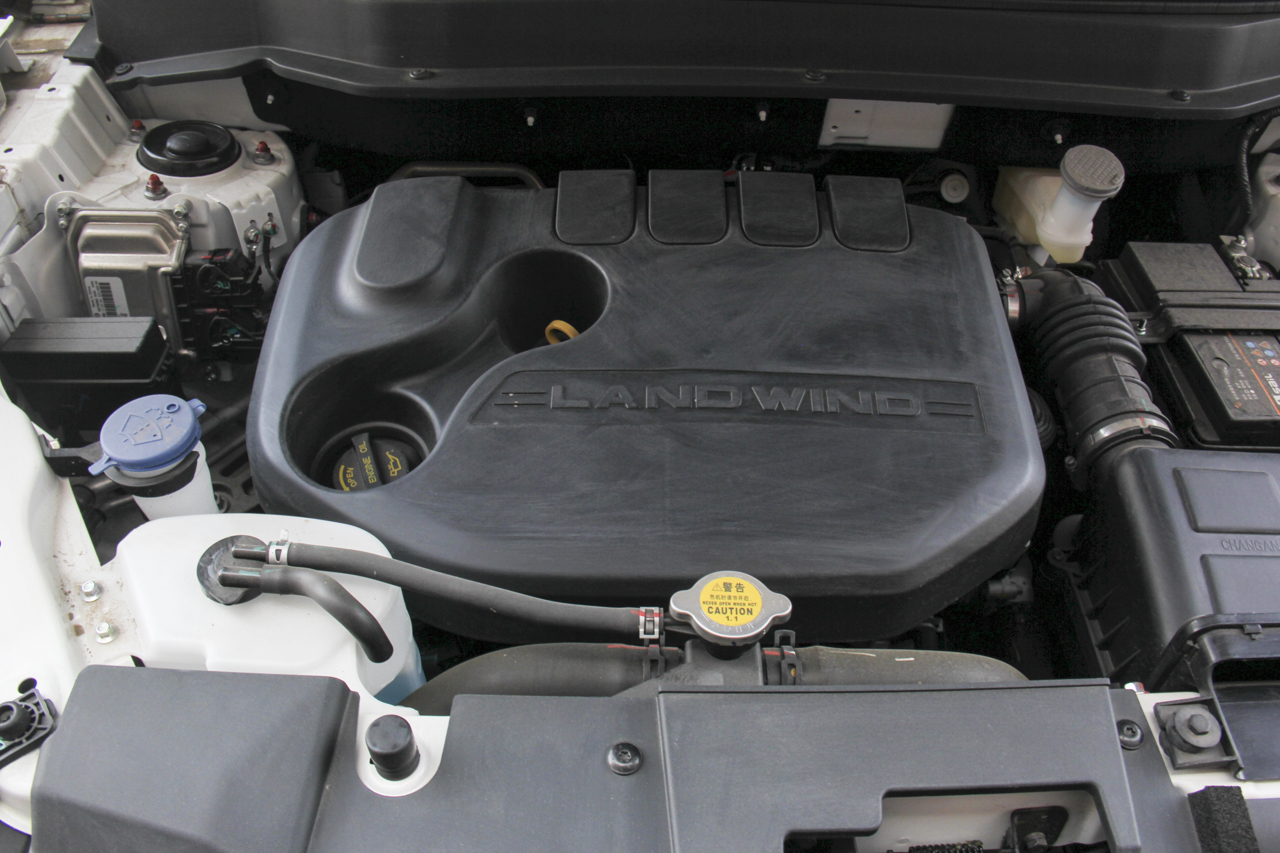 2017款陆风X2 1.6L自动铂锐版