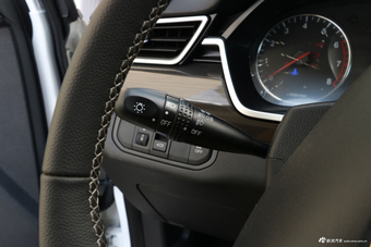 2018款骏派CX65 1.5L手动智联豪华型