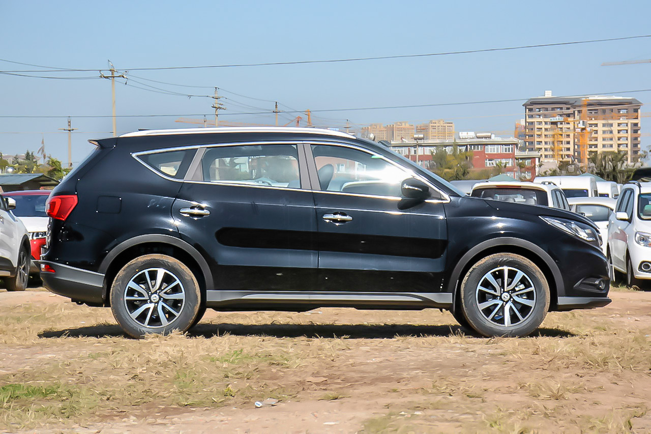 2016款东风风光580 1.5T自动豪华型CVT