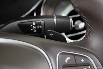 2017款奔驰GLC300 2.0T自动 4MATIC豪华型