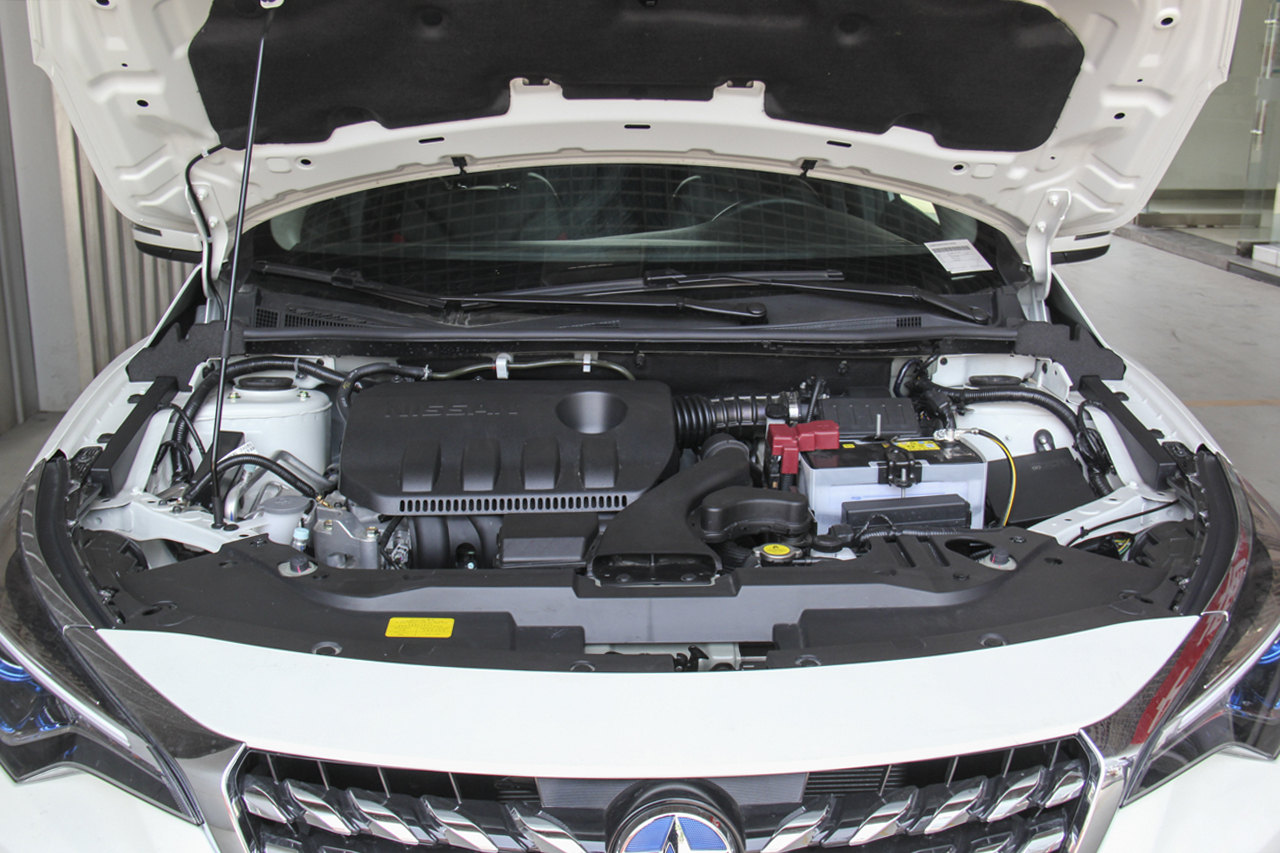 2018款启辰D60 1.6L自动智联精英版