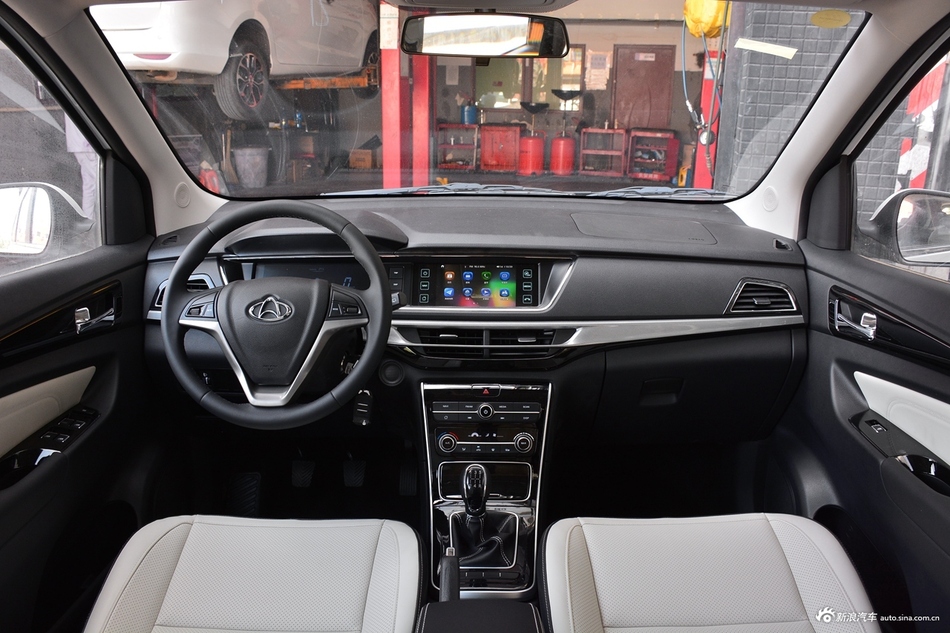 2018款长安A600 1.5L 手动豪华型