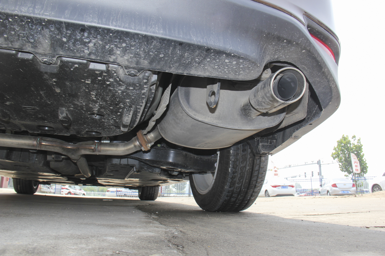 2018款凯美瑞2.0G自动豪华版