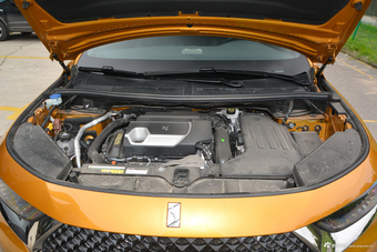 2018款DS 7 1.6T自动歌剧院版45THP