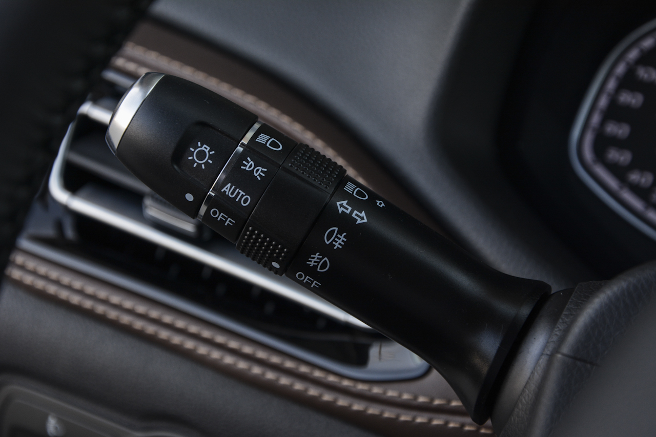 2018款瑞虎7 1.5T自动精英领先版