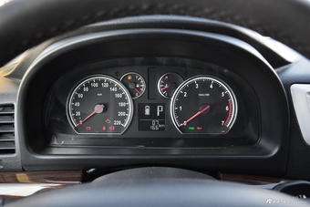 2014款金杯阁瑞斯2.7L自动旗舰型加长9座