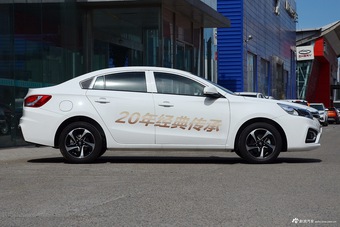 2017款海马福美来1.6L手动舒适型