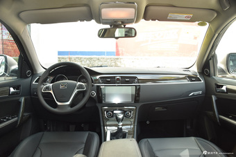 2015款众泰T600 1.5T手动尊贵型图片