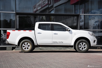 2017款纳瓦拉2.5L自动两驱豪华版QR25