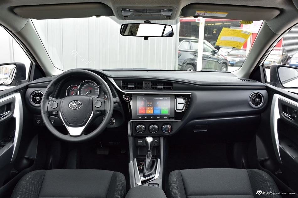 2018款广汽丰田雷凌185T CVT豪华版