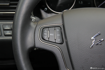 2018款红旗H7 2.0T自动旗舰版35T