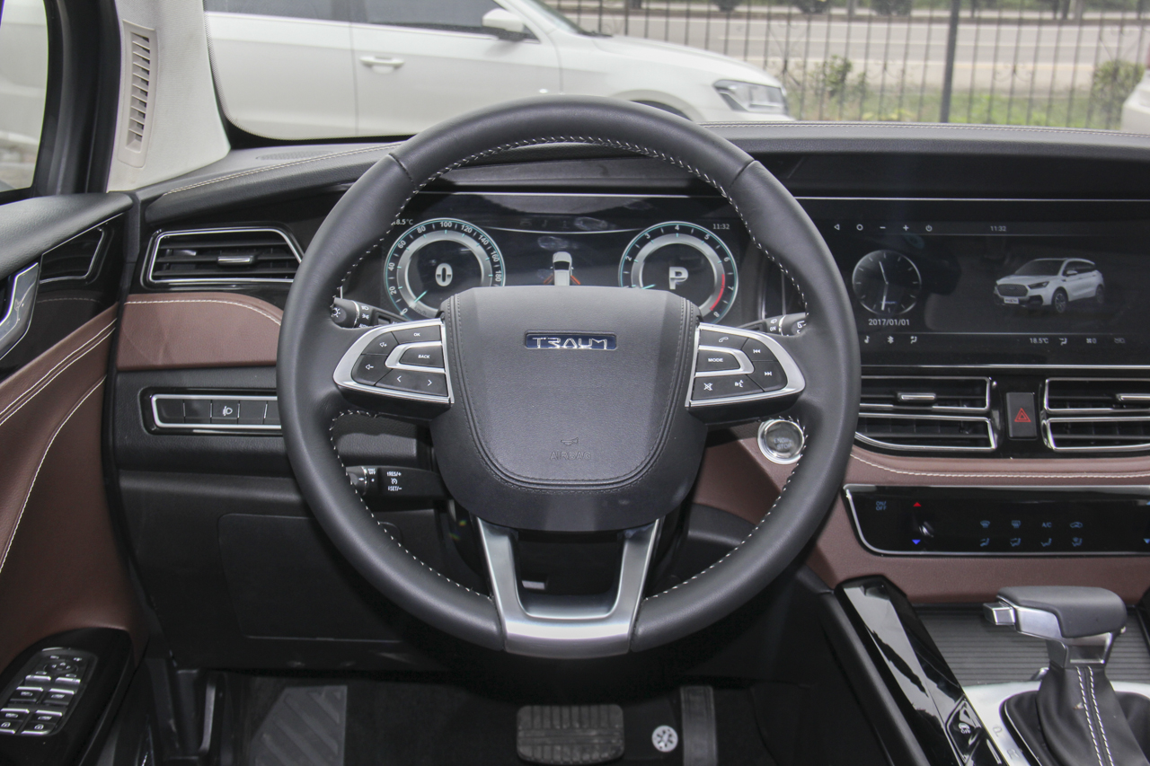 2018款君马S70 1.5T自动豪华运动型5座