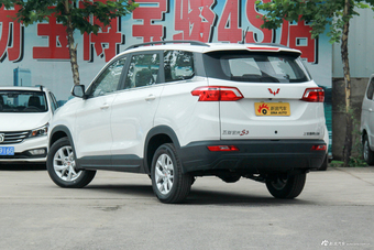 2018款五菱宏光S3 1.5L手动舒适型