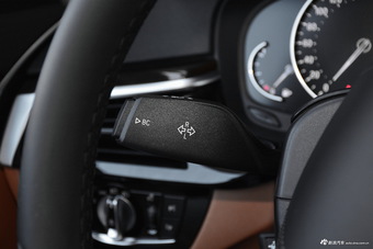 2018款宝马5系2.0T自动528Li上市特别版