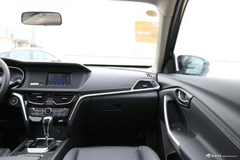 2017款启辰T90 2.0L自动CVT智尚版