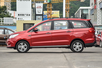 2016款北汽幻速H3F 1.5L手动豪华型7座