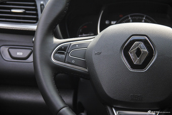 2016款科雷嘉2.0L自动两驱尊贵版